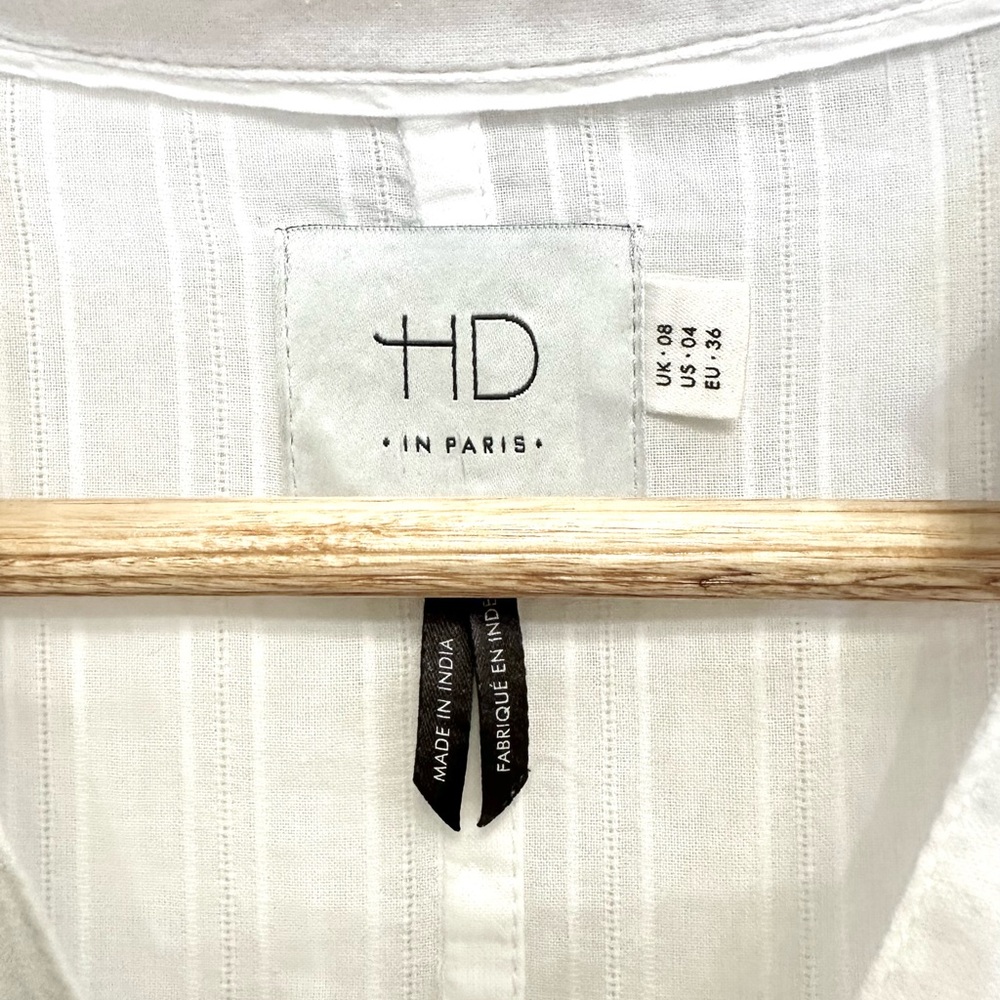ANTHROPOLOGIE x HD in Paris Pinstripe Pleated 3/4 Slv Crossover Top in White — 4 - Picture 4 of 4